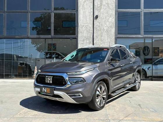FIAT TORO 2.0 16V TURBO DIESEL VOLCANO 4WD AT9 FIAT TORO 2.0 16V TURBO DIESEL VOLCANO 4WD AT9